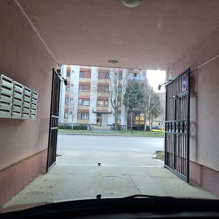 Apartman Karibo Zombor Kültér fotó